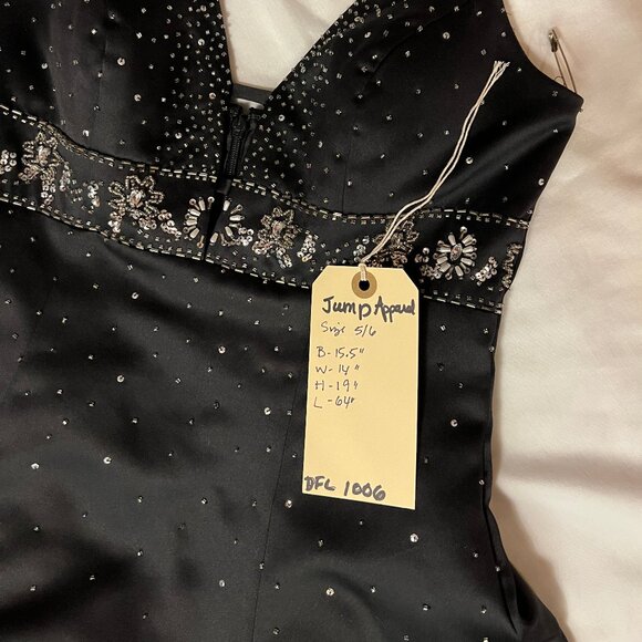Vintage Jump Apparel Gown Halter Beaded Bodice Black Satin Ball Gown Size 5/6 - Picture 7 of 8
